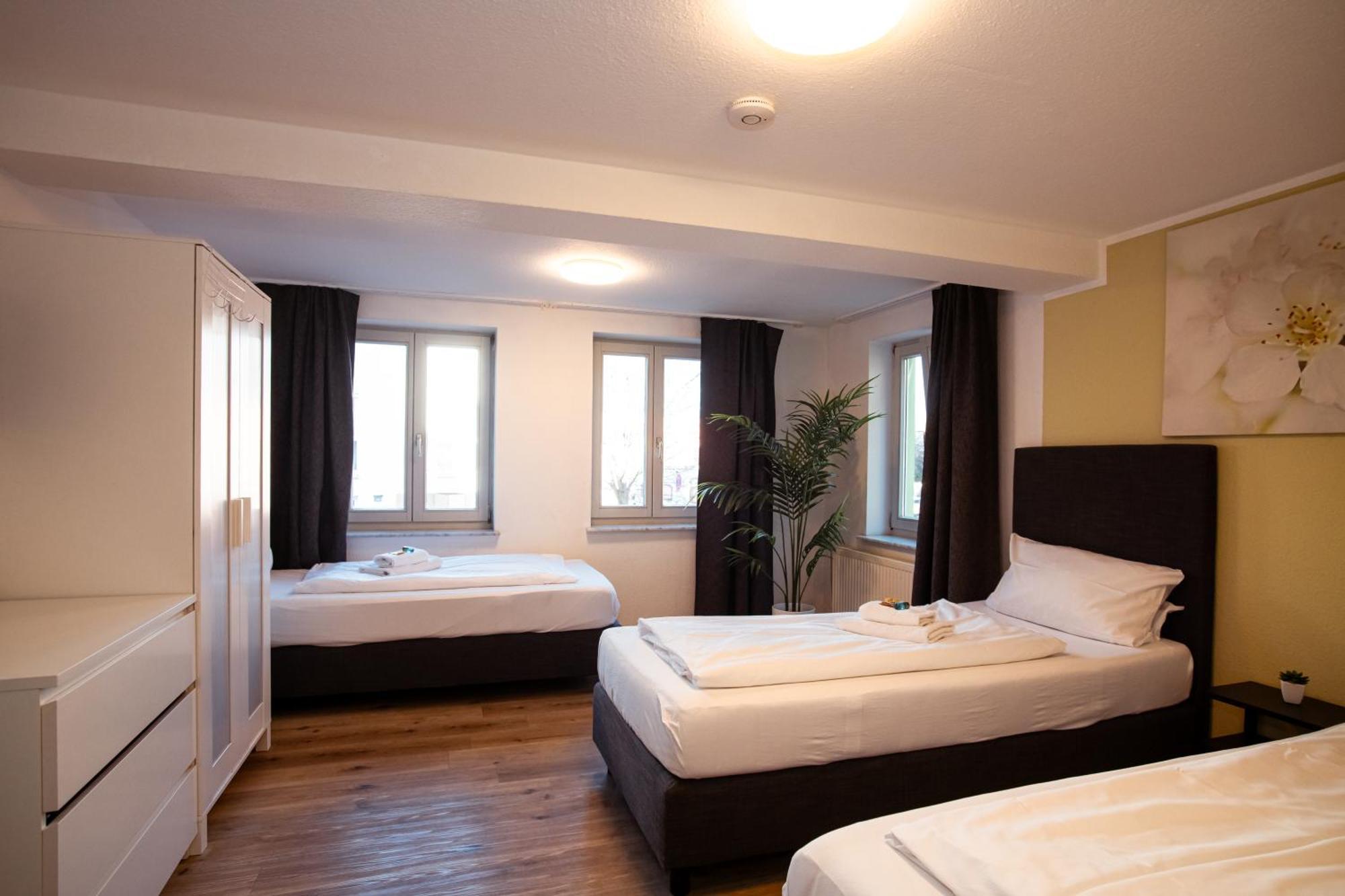 Haus99 Budget Pension & Apartments Фюрт Екстер'єр фото