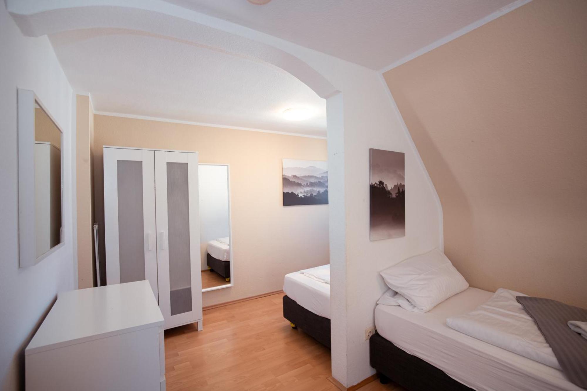 Haus99 Budget Pension & Apartments Фюрт Екстер'єр фото