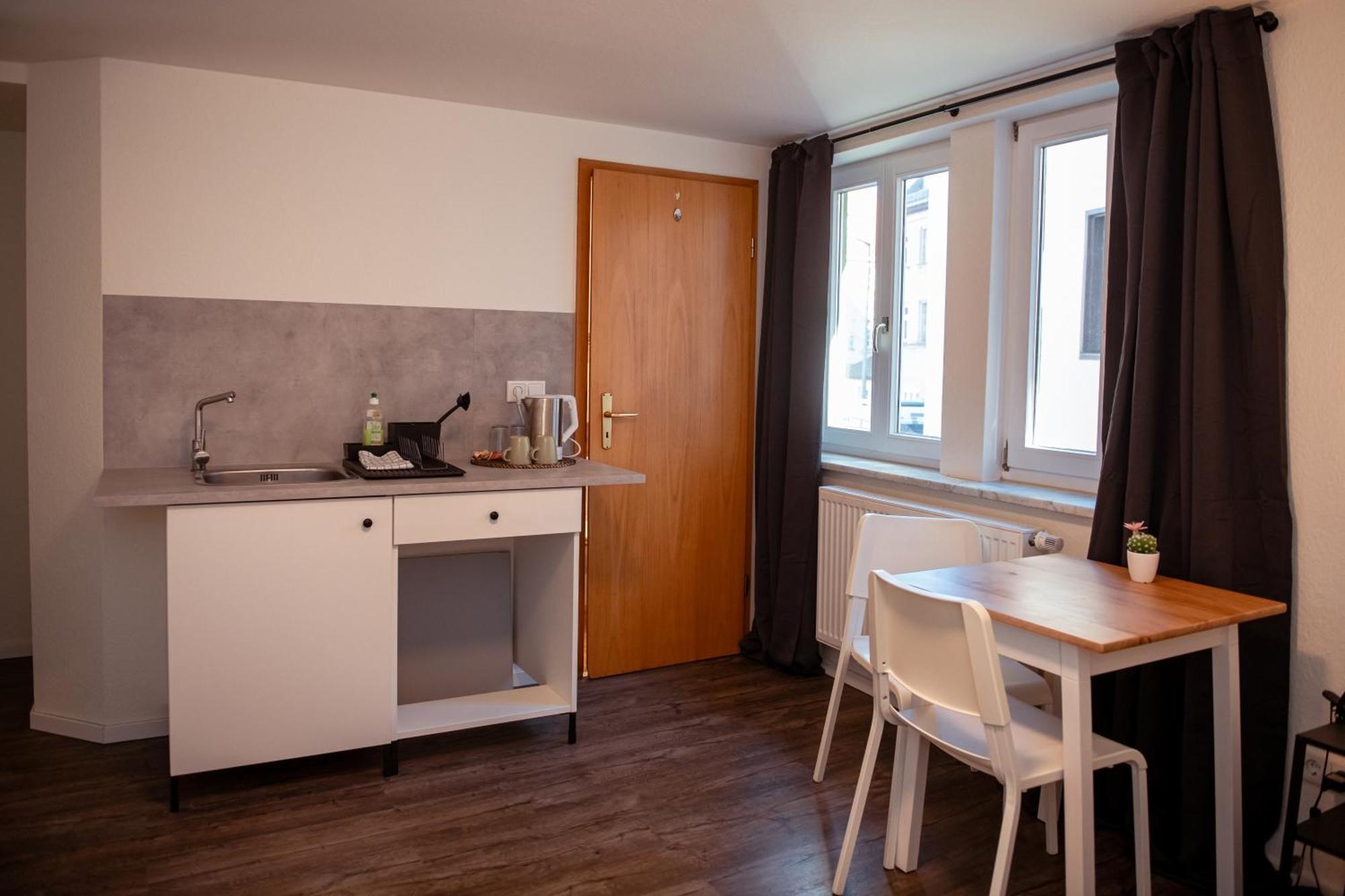 Haus99 Budget Pension & Apartments Фюрт Екстер'єр фото