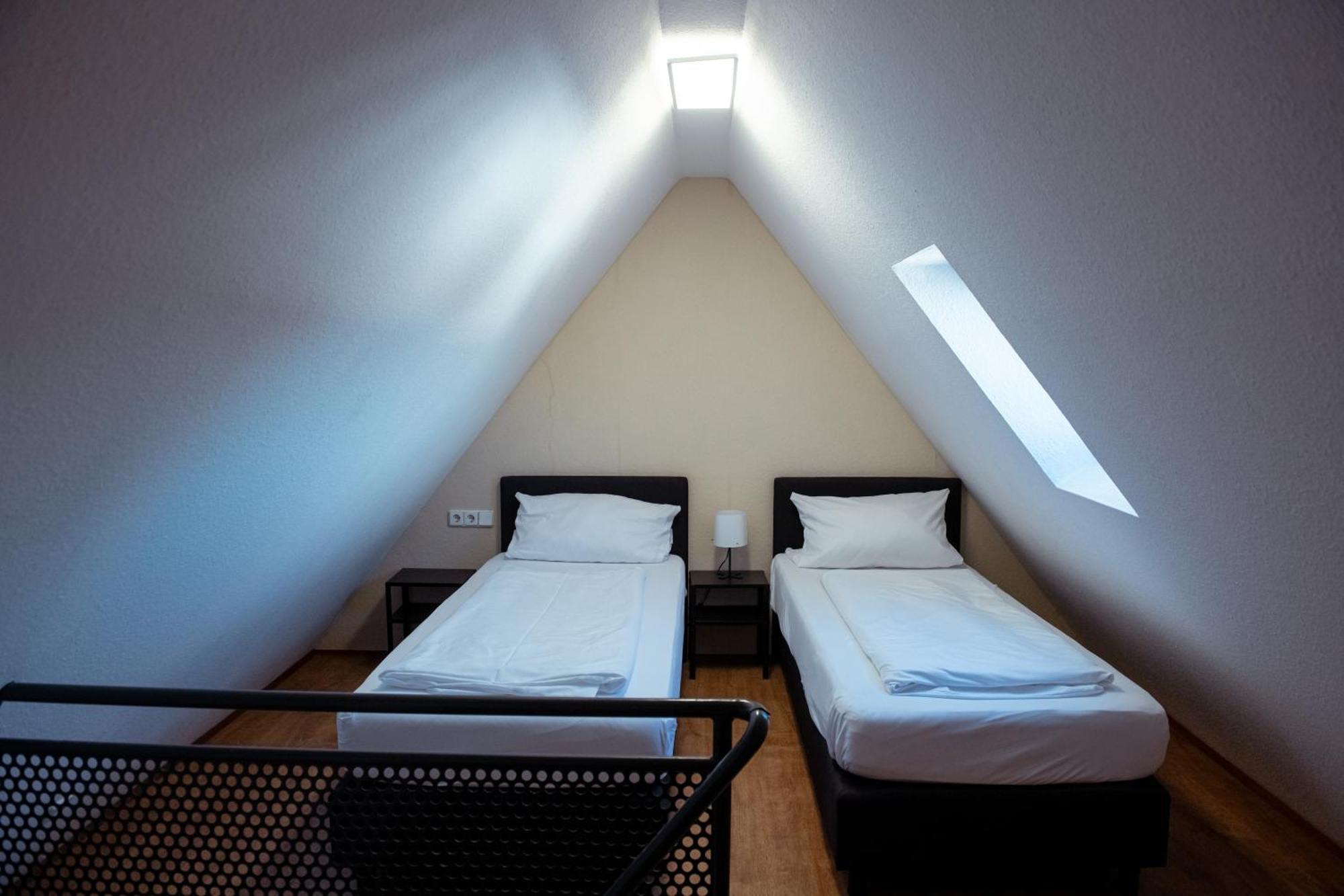 Haus99 Budget Pension & Apartments Фюрт Екстер'єр фото