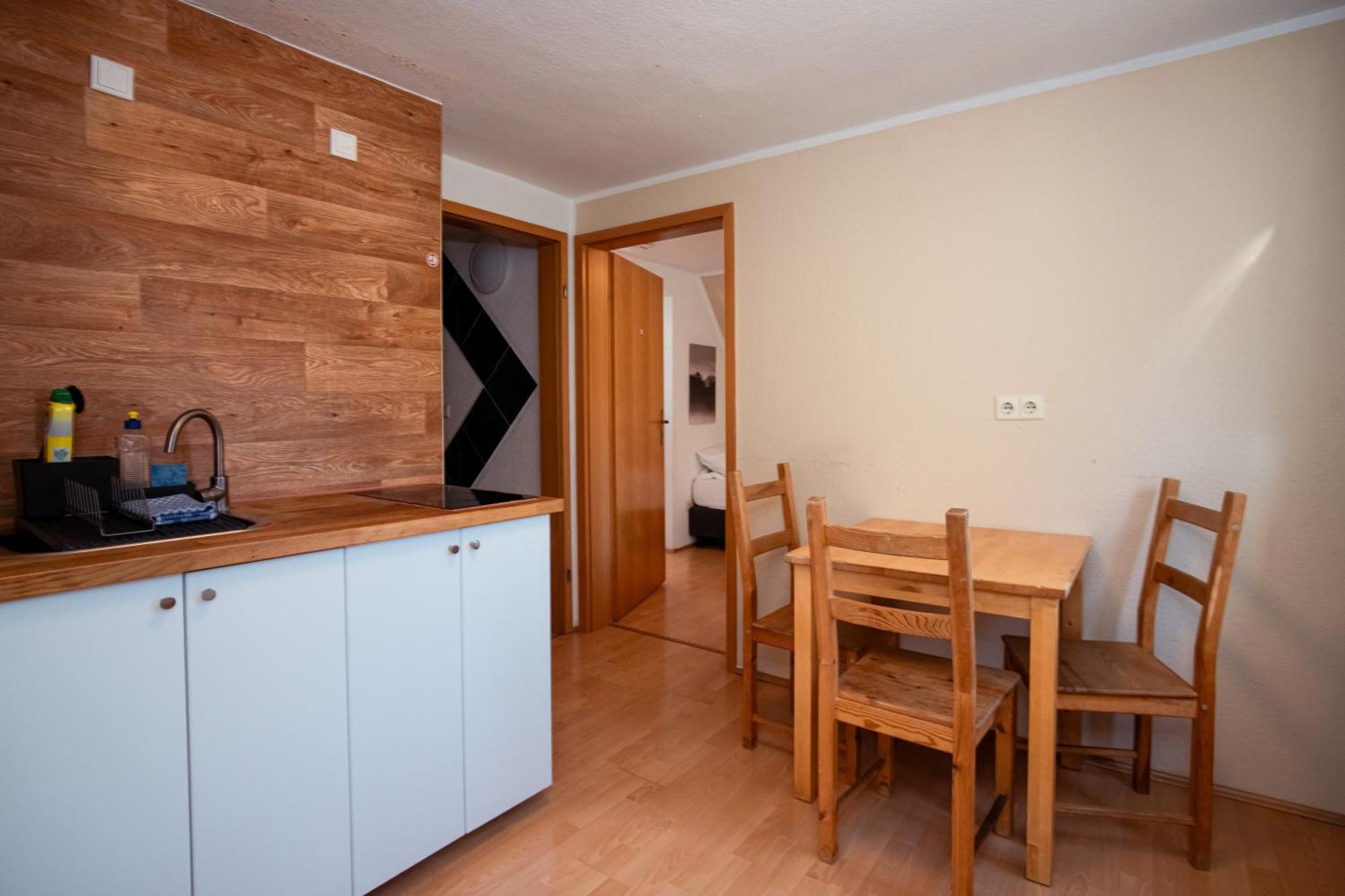 Haus99 Budget Pension & Apartments Фюрт Екстер'єр фото