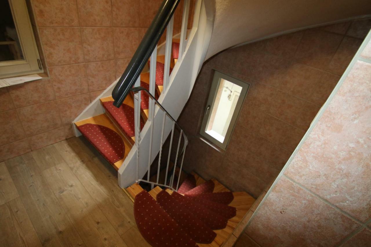 Haus99 Budget Pension & Apartments Фюрт Екстер'єр фото